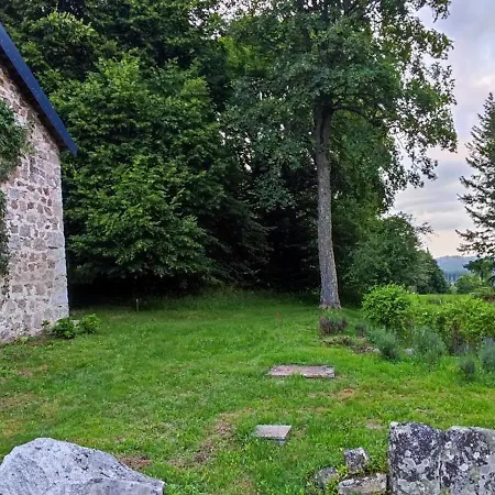 Le Pre De Maulene Holiday home *