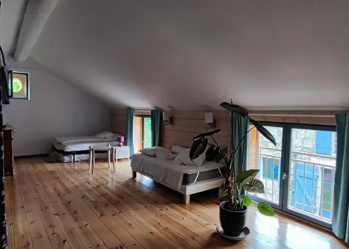 Le Pre De Maulene * Tence